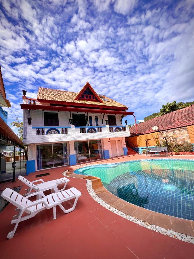 Baankasemsuk Resort 般咔 深宿 Patong Экстерьер фото