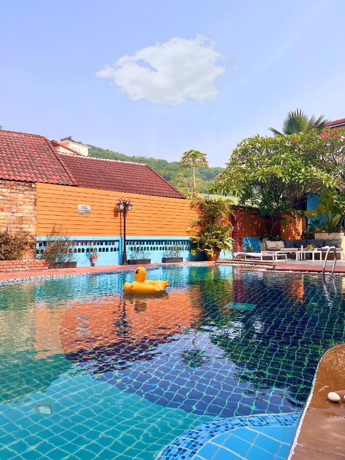 Baankasemsuk Resort 般咔 深宿 Patong Экстерьер фото