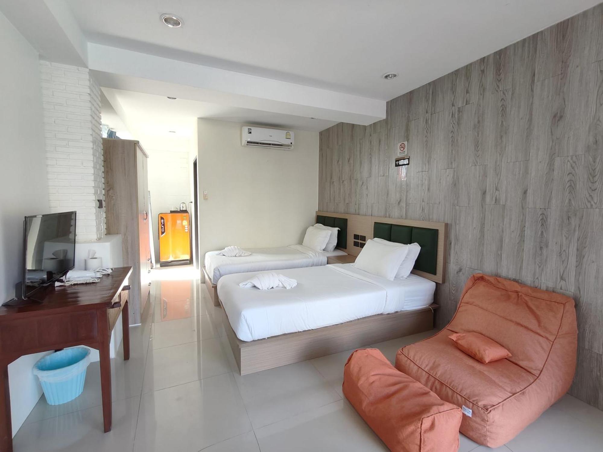 Baankasemsuk Resort 般咔 深宿 Patong Экстерьер фото