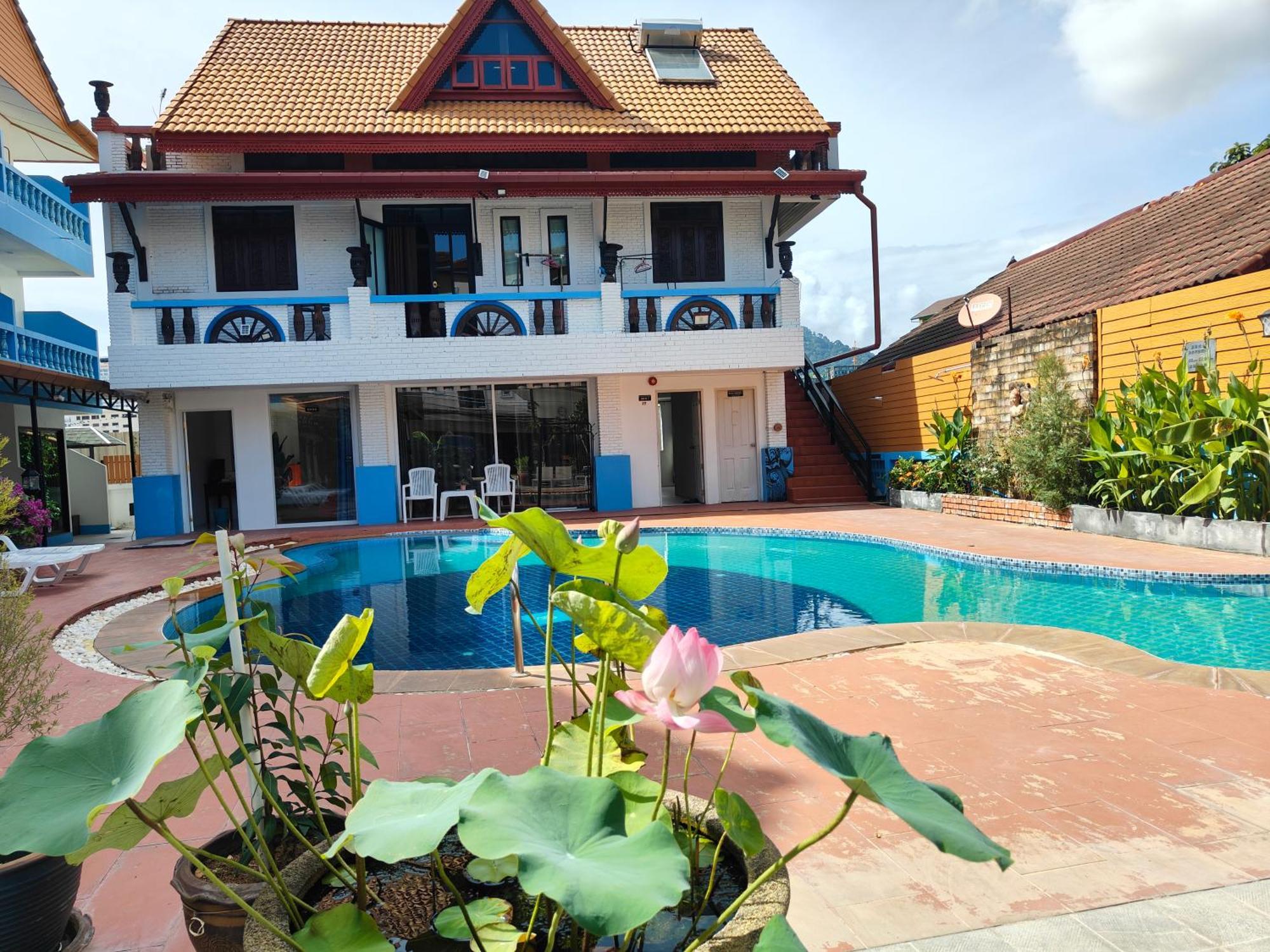 Baankasemsuk Resort 般咔 深宿 Patong Экстерьер фото